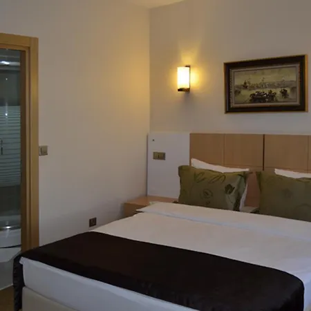Life Port Istanbul Hotel Sekerpinari
