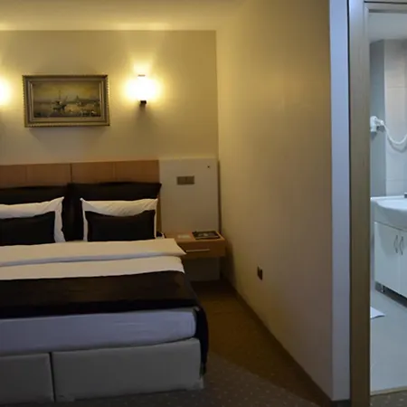 Life Port Istanbul Hotel Sekerpinari
