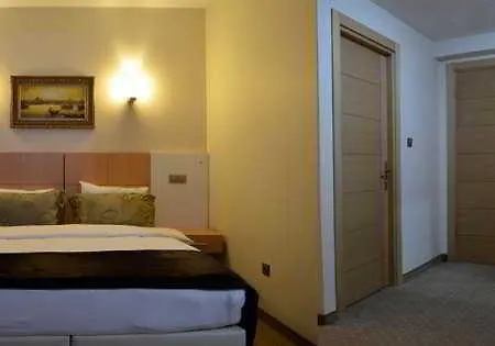 Life Port Istanbul 4* Sekerpinari